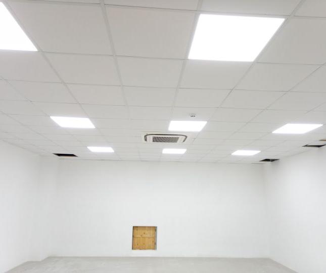 Văn phòng cho thuê Khánh Hội 1, 75m2, vị trí đẹp, hệ thống chiếu sáng hiện đại