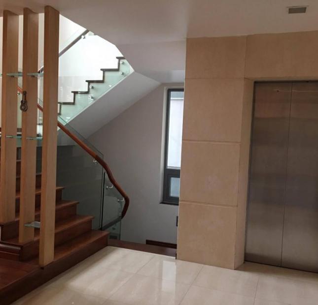 Nhà đẹp ngõ 98 Thái Hà, 74m2, 5T, ô tô vòng quanh, giá 11 tỷ