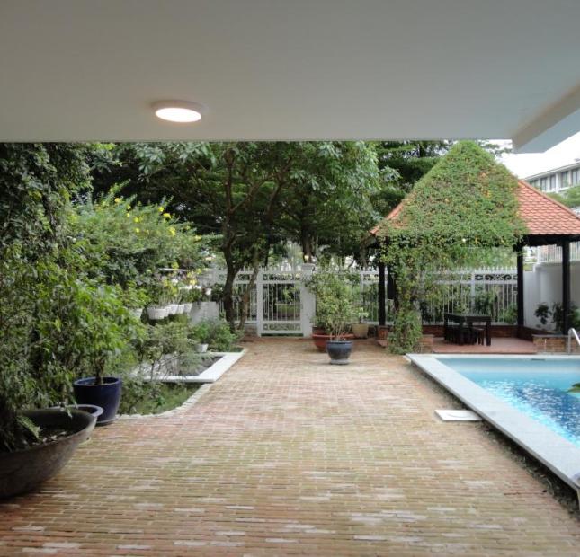 Villa cho thuê Nguyễn Văn Hưởng, Quận 2, diện tích 850m2, giá 94.5 triệu/tháng