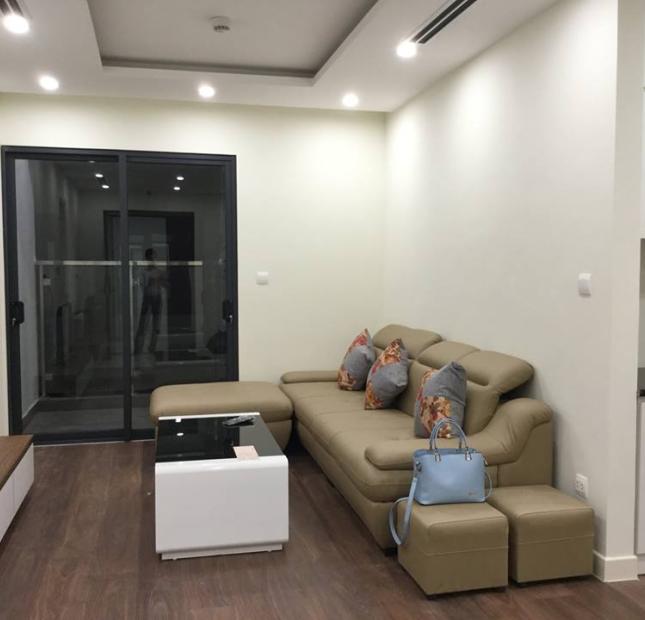 Cho thuê căn hộ cao cấp tại chung cư 27 Huỳnh Thúc Kháng 130m2, 3PN, giá 13 tr/th