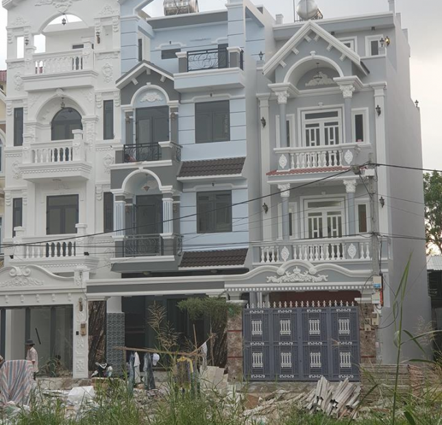 Bán gấp nhà riêng chính chủ Huỳnh Tấn Phát, 2 lầu, sân thượng, 6 x 14m
