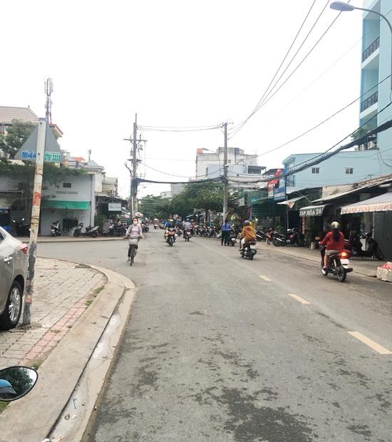 Bán gấp khách sạn lửng, 5 lầu MT Bùi Văn Ba, P. Tân Thuận Đông, Quận 7