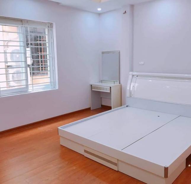 Bán nhà phố Thanh Xuân Trung, 30m2, chỉ 2.3 tỷ