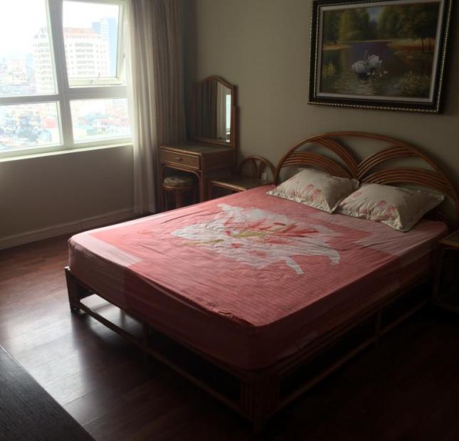 Cho thuê căn hộ cao cấp tại chung cư 27 Huỳnh Thúc Kháng 130m2, 3PN, gần đủ đồ, giá 13 triệu/tháng