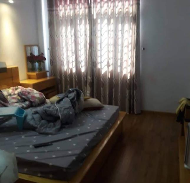 Hình ảnh thực tế nhà quận Long Biên, 45m2, 4 phòng ngủ, ngõ ô tô vào nhà, SĐCC