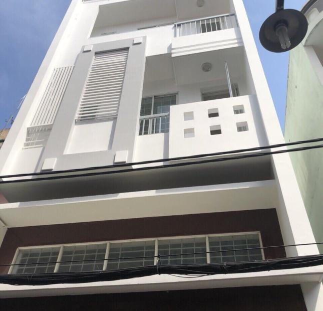 CC bán nhà căn góc MT, vị trí đẹp Nguyễn Cư Trinh, Quận 1, gần khách sạn Pullman, 9x10m, giá 32 tỷ