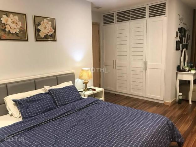 Cho thuê căn hộ chung cư Yên Hòa Condominium, 2 phòng ngủ đồ cơ bản 9 tr/th LH: 0965820086