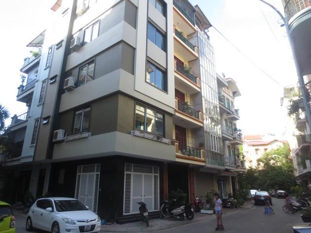 Cần bán nhà khu 118-Nguyễn Khánh Toàn 3 mặt tiền,Kinh Doanh,DT105m,7 tầng, giá 15.8 tỷ,thang máy hiện đại,ở luôn.