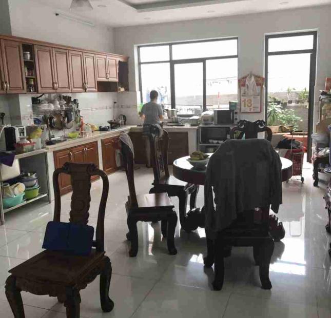 Cần vốn kinh doanh bán gấp căn nhà mặt tiền Gò Ô Môi, Phường Phú Thuận, Quận 7