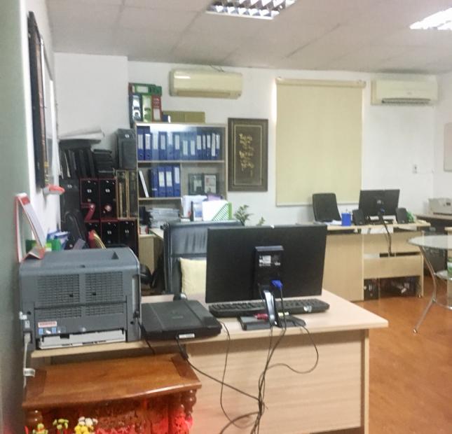 Văn phòng 35m2 Nam Quốc Cang, quận 1, cho thuê giá rẻ