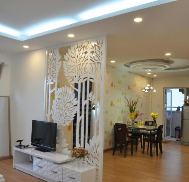 Chính chủ cần bán căn hộ rất đẹp 116m2, 3PN giá tốt quận Tân Phú 2.75 tỷ, tầng 18