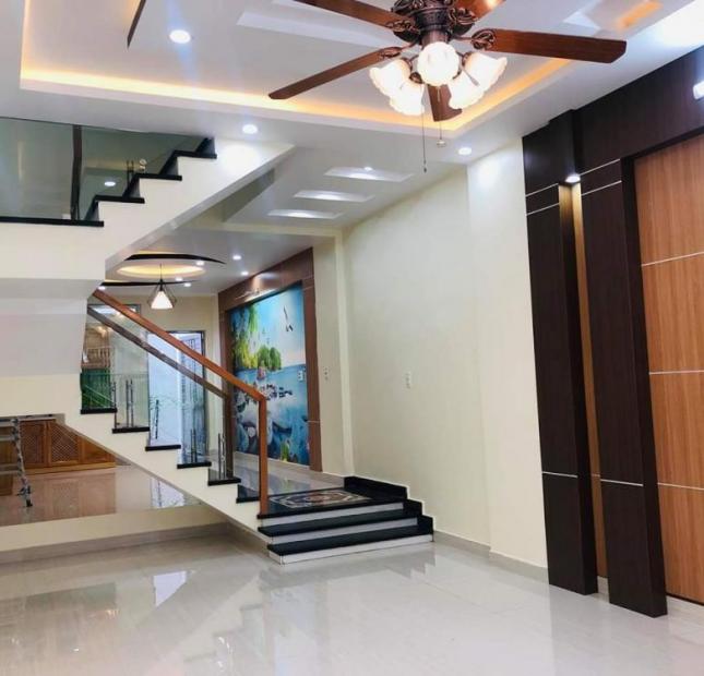 Bán nhà đẹp 4 tầng tại trung tâm thành phố Hải Phòng, giá chỉ 4 tỷ 600 triệu