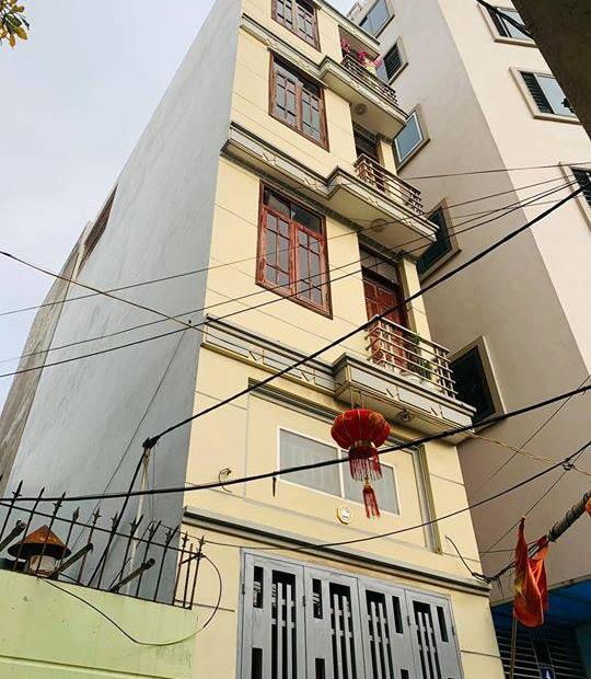 Gần Văn Miếu, bán nhà phố Linh Quang A, Đống Đa, DT 25m2, 5 tầng, giá bán 2.4 tỷ