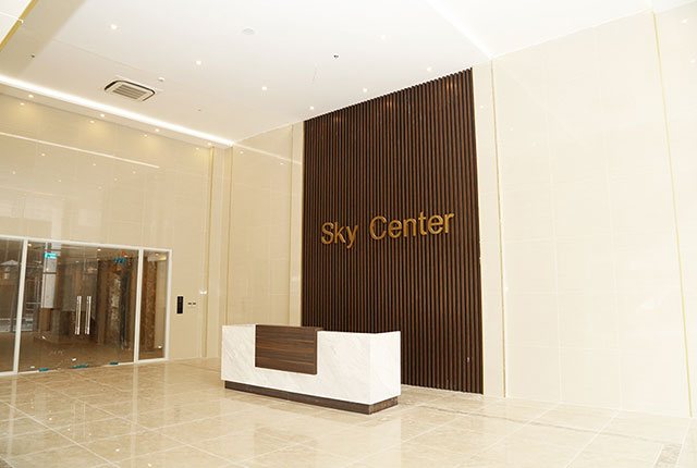 Xoay vốn làm ăn bán lại căn 3PN 139m2 SkyCenter tầng thấy view sân bay giá 5,6 tỷ nhà trống