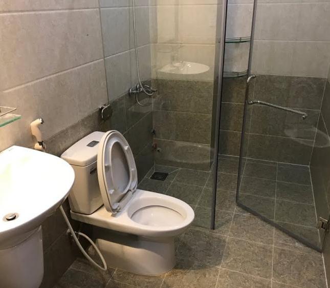 Bán nhà đẹp phố Yên Lãng, 43m2, xây 5 tầng, giá 4,6 tỷ