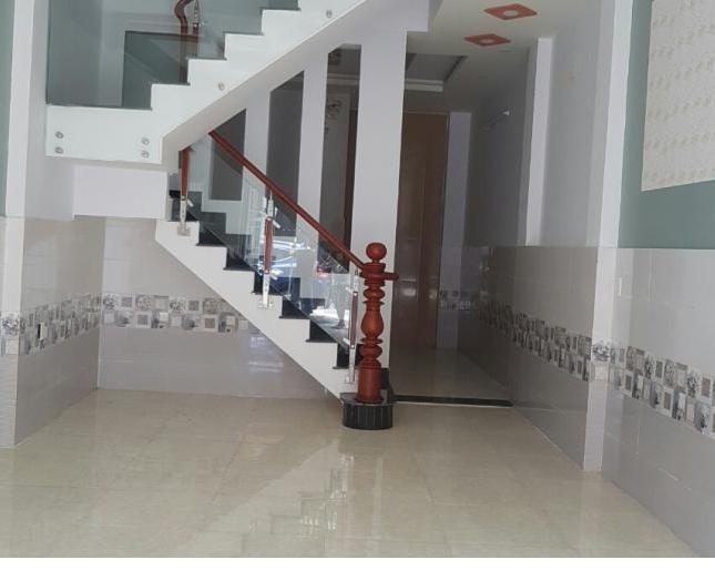 Bán nhà riêng MT Bùi Thanh Khiết, DT 4.5x18m, thổ cư SHR, giá 1 tỷ 650 triệu. LH: 0329477774