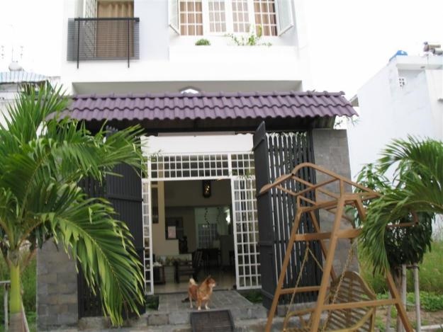 Bán nhà 2 lầu đường Nguyễn Cửu Vân, P. 17, Quận Bình Thạnh, DT 4x17m, giá 9 tỷ TL, 0938566959