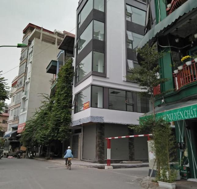 Cho thuê nhà mặt phố Hoàng Cầu, 100m2, 3 tầng, mặt tiền 8m