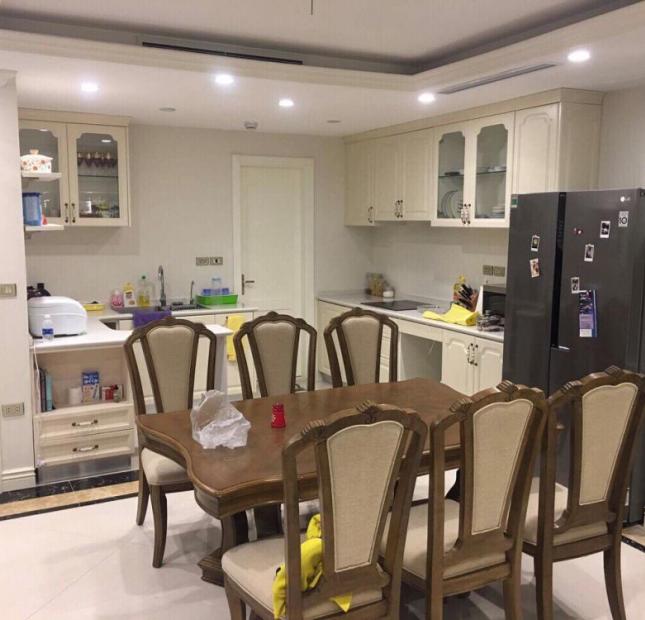 Cần cho thuê CH tại tòa Lancaster Núi Trúc, Ba Đình, 110m2, 2PN- Giá 25tr/th