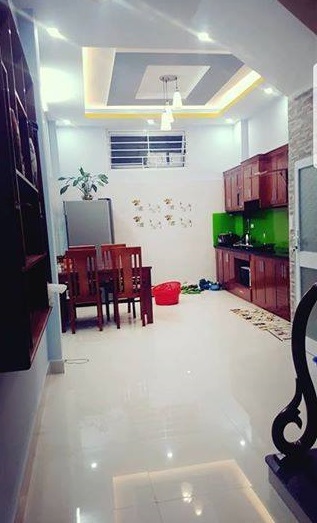 Bán nhà đẹp 41m2 ngõ 168 phố Hào Nam giá 4,15 tỷ.