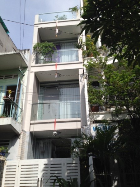 Chủ nhà cần bán nhà đường Nguyên Văn Mại, P4, Q Tân Bình, ( 4.1*21m), 3 tầng, ST, giá 12.3 tỷ 