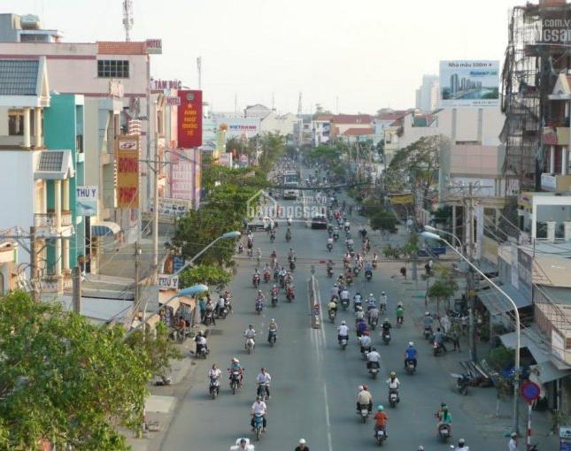 Bán lô đất Huỳnh Tấn Phát - Phú Thuận - Quận 7, 6.2x34m giá 130 triệu/m2 LH 0911857839 - Tùng