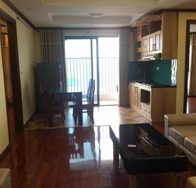 Cho thuê căn hộ chung cư 125 Hoàng ngân Plaza Hà Nội, giá thuê là 11tr/th, full đầy đủ đẹp mê li. 