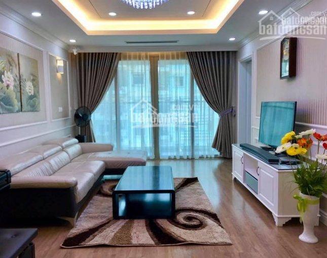Căn hộ chung cư cao cấp N04 khu đô thị Đông Nam Trần Duy Hưng cho thuê, nhà vuông giá hợp lý
