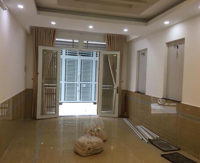 Cần Bán Gấp Nhà Phố, 6 Tầng, Trần Qúy Cáp, Hà Nội, Dt 30m2, 3.5 Tỷ, Lh 0868413018