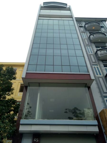 Cần bán nhà 3 mặt tiền ngõ Trần Đăg Ninh DT 100m2,7 tầng, thang máy giá 19 tỷ.
