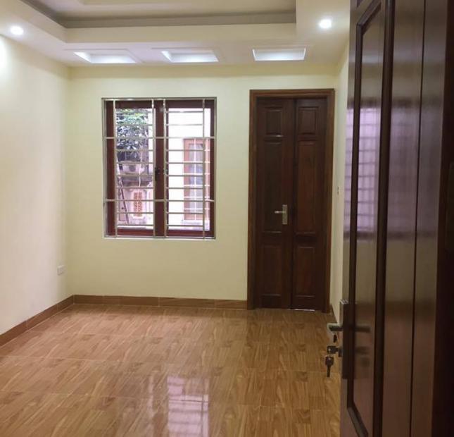 CC  bán nhà Mậu Lương – Kiến Hưng (35m2*5T), lô góc 2 mặt thoáng, sát KĐT Xa La. LH: 0916.923.222