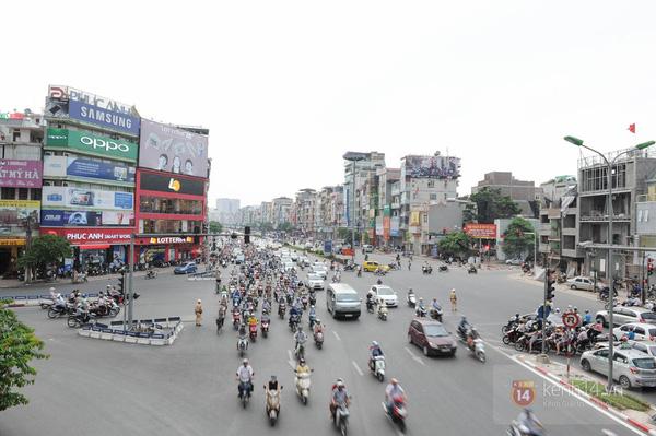 Bán mặt phố Trần Khát Chân, mặt tiền 20m, 180m2, hơn 40 tỷ.