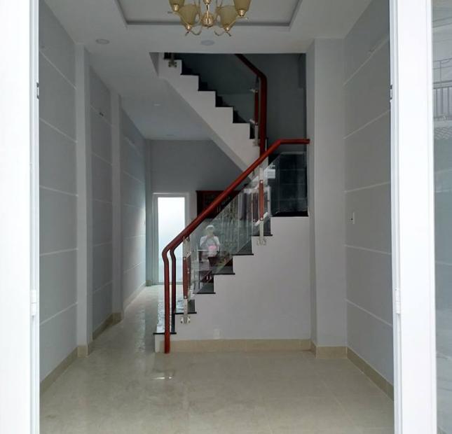 Bán nhà y hình, 3.2x13m, 1 trệt 2 lầu, sân thượng hẻm 1545 Lê Văn Lương 2.45 tỷ