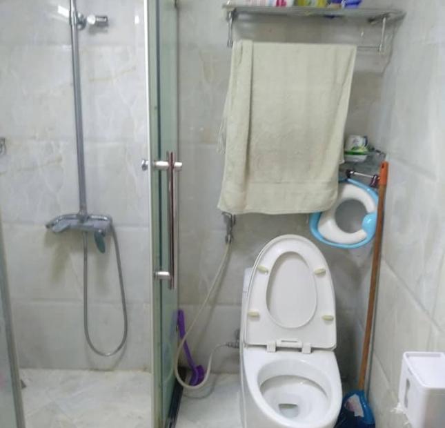 Bán nhà đẹp phố Kim Ngưu thuận lợi cho việc kinh doanh buôn bán, 90m2 x7 tầng với giá 18.6 tỷ.