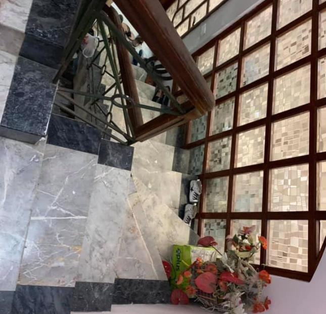 Khách sạn 3 sao thang máy phố VIP Trần Duy Hưng, Cầu Giấy chỉ 19.2 tỷ