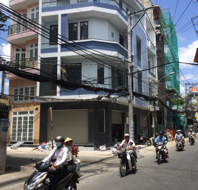  Một tuyệt phẩm của Q. 10, bán nhà góc 2 MT đường Nhật Tảo, Q10, DT: 5x14m, 3 lầu giá 17 tỷ TL