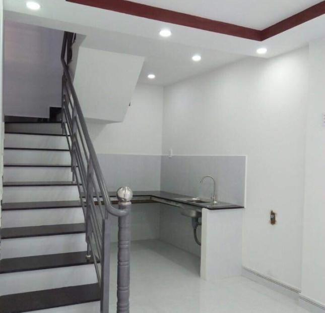 Bán nhà đường Tân Hiệp 36, DT: 6x14m, đúc lửng, 3PN, 2WC, đường thông 4m, giá 2.78 tỷ