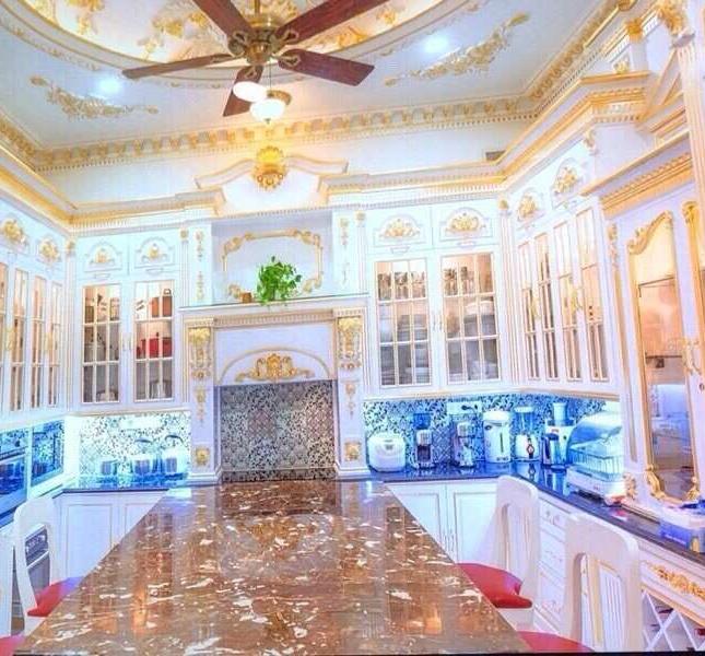 Bán hotel 4 sao MT Nguyễn An Ninh, Q1 178m2, hầm - 8L, giá 225 tỷ. Call 0917999950.