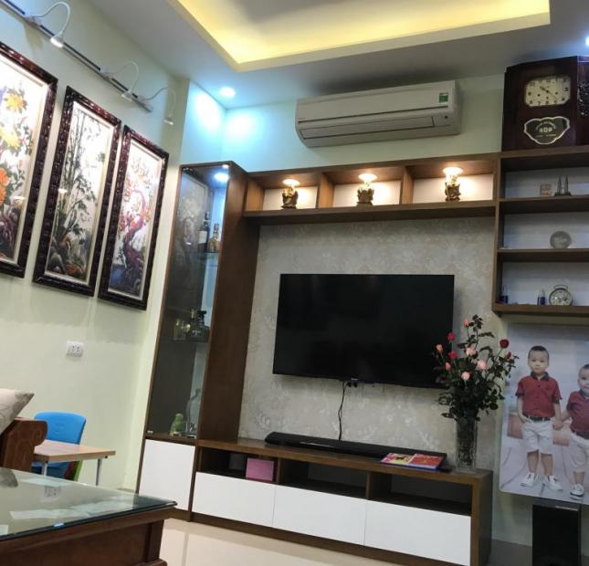 Bán gấp nhà tập thể 29 Lạc Trung, Hai Bà Trưng, 65m2, nhà đẹp thoáng, giá 1,42 tỷ