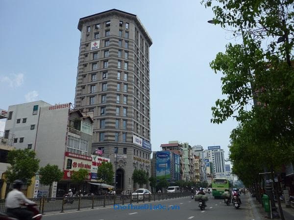 Bán khách sạn 7 tầng mặt tiền Trương Định, Bến Thành, Q1. DT: 8.4x23m, giá: 150 tỷ