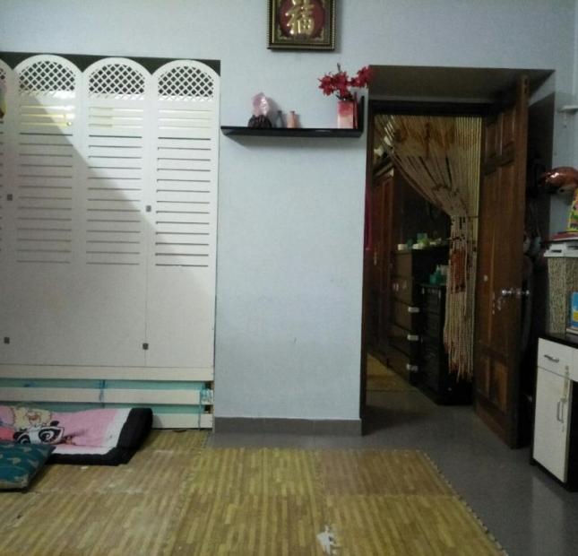 Bán căn hộ tập thể 65m2, ngõ 29 Lạc Trung, Hai Bà Trưng, giá 1.42 tỷ