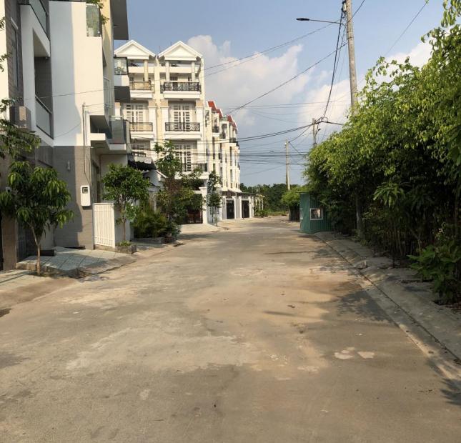 Nhà phố 1 trệt 3 lầu ngay Co.opMart Bình Triệu gần Phạm Văn Đồng-Bình Lợi