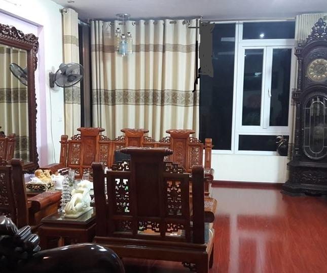 Bán nhà phố Nguyễn Thái Học nhà cực đẹp ô tô vào nhà 60m2 chỉ 5.4 tỷ
