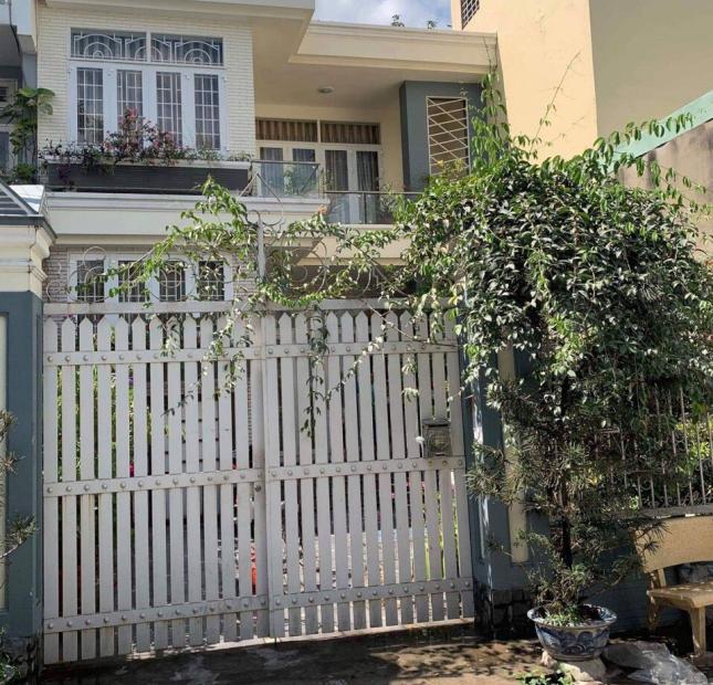 Cho thuê nhà mặt tiền Hùynh Văn Bánh, Quận Phú Nhuận, giá dưới 30 triệu