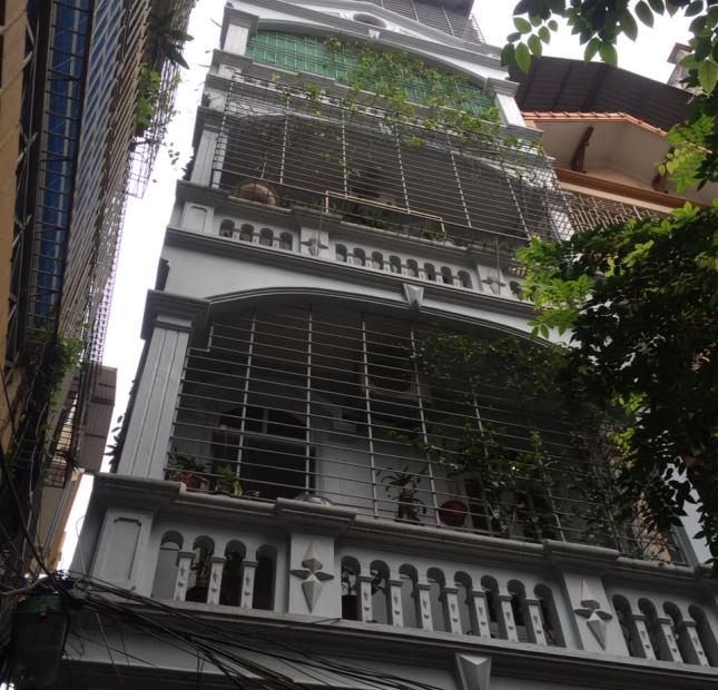 Bán nhà riêng ngõ Trần Thái Tông 49m 5T cách phố hơn 49m chỉ hơn 4 TỶ
