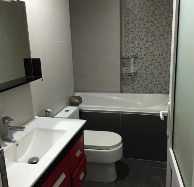 Bán nhà mặt tiền đường Tăng Bạt Hổ, ngay BV Đỗ Ngọc Thạch, Quận 5. DT 4x28m, giá 17 tỷ