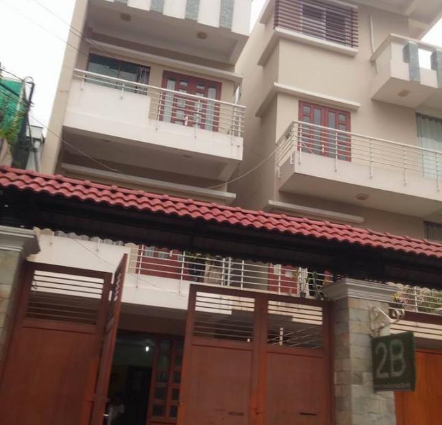 Bán gấp căn mặt tiền duy nhất đường Nguyễn Văn Cừ, P. 2, quận 5, DT: 4x16m, 1 lầu, giá chỉ 25 tỷ.