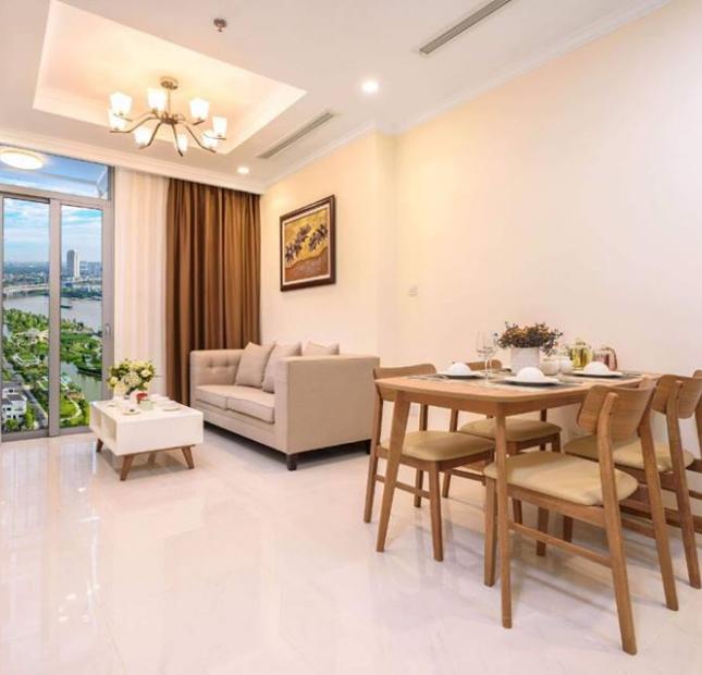 Bán căn hộ CC 3PN giá 6.2 tỷ bán ngay tại Vinhomes Tân Cảng dt 130m2 