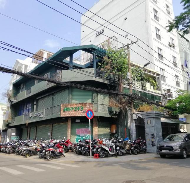 Cho thuê gấp nhà 2 mặt tiền Nguyễn Trãi, P1 Q5. DT: 5x15m, 1 trệt 5 lầu. 0969. 615. 715