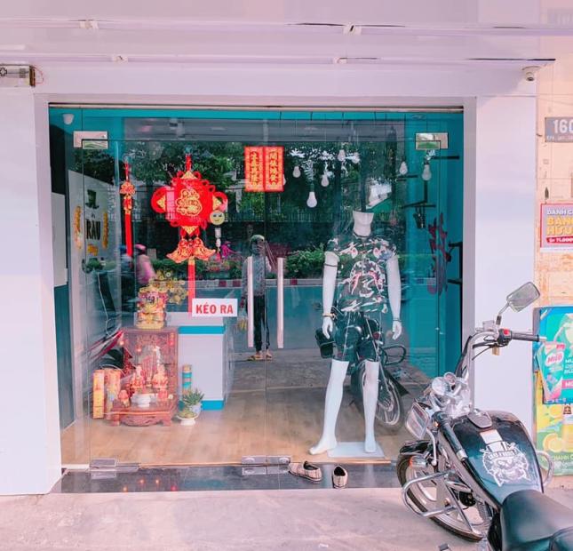 Cần sang nhượng lại shop thời trang Nam tại thành phố Biên Hoà, Đồng Nai.